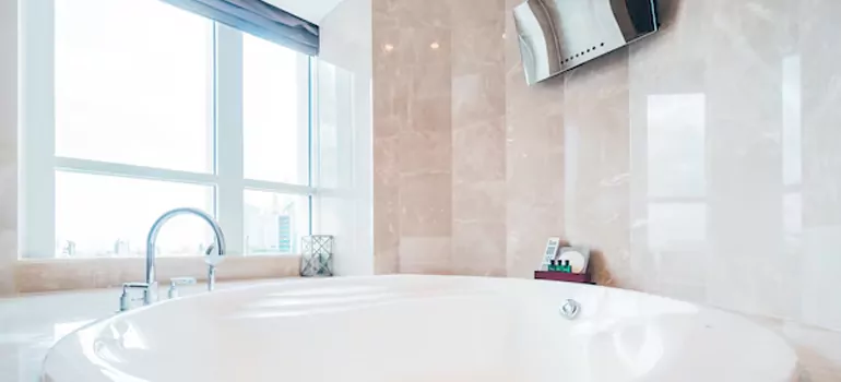 Bathroom Window Coverings in Westchase, FL