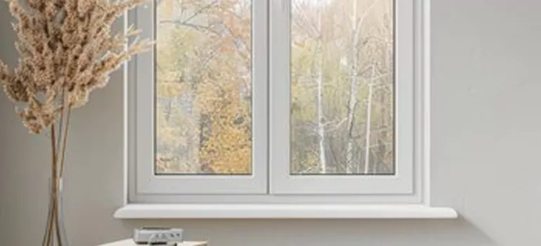 Vinyl Window Stool in Westchase, FL